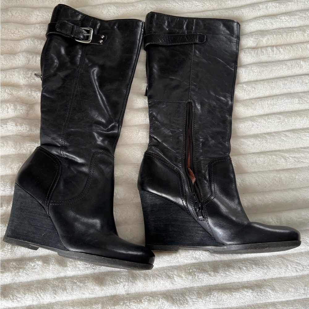 Maya knee high black leather boot